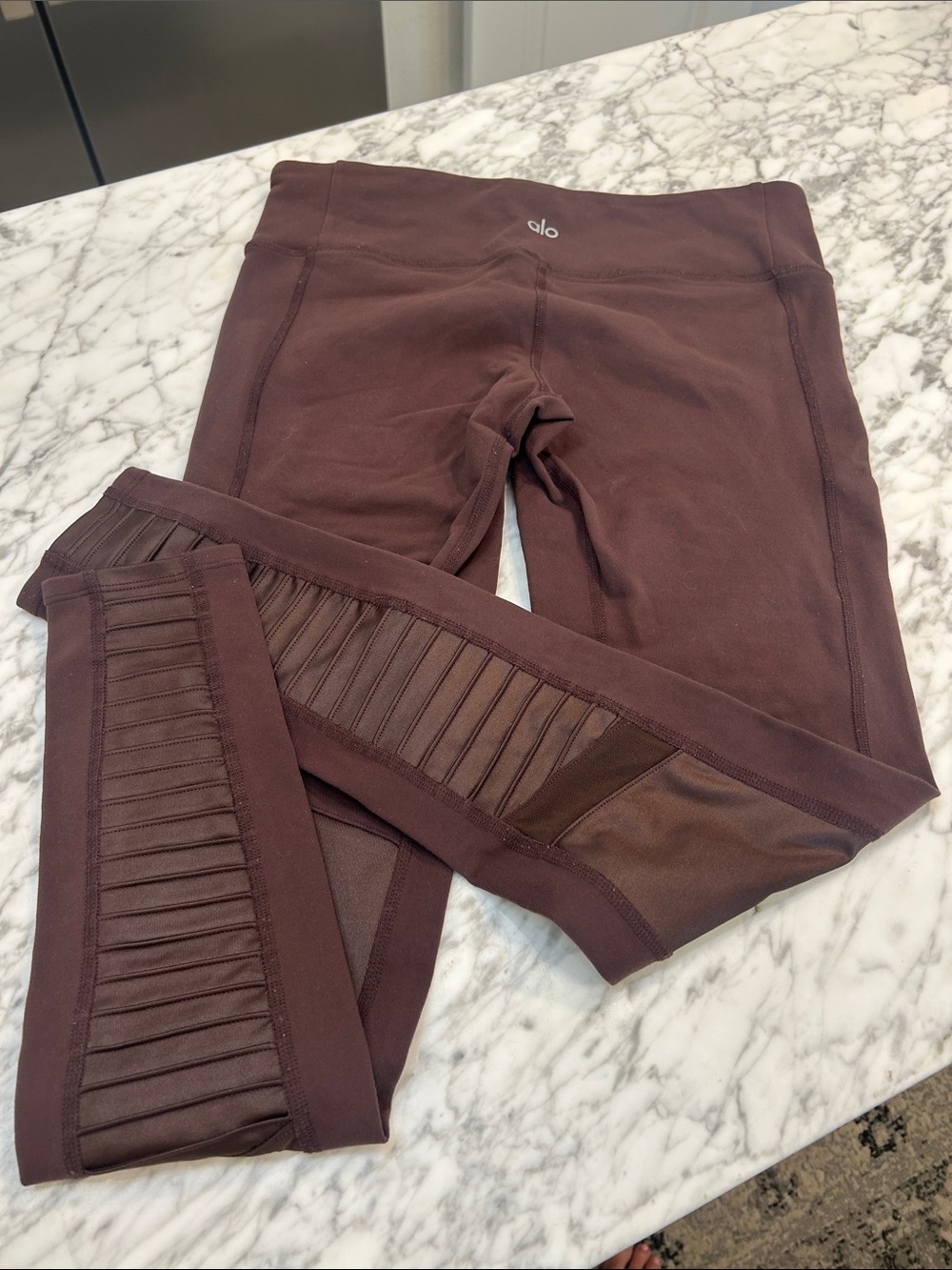 ALO Yoga Chocolate Brown Mesh-Panel Leggings